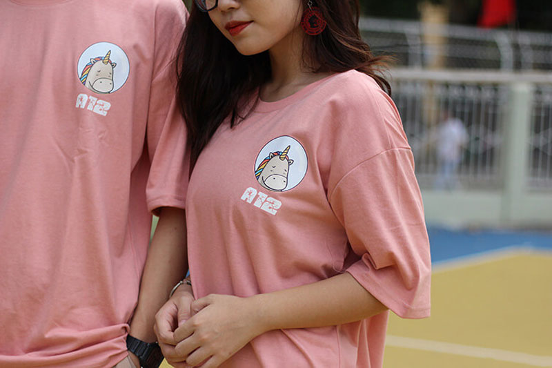 Mẫu áo lớp oversize màu hồng