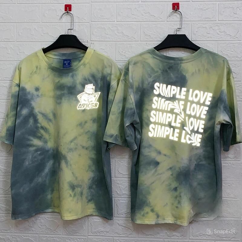 Áo lớp tie-dye màu xanh lá độc đáo, ấn tượng