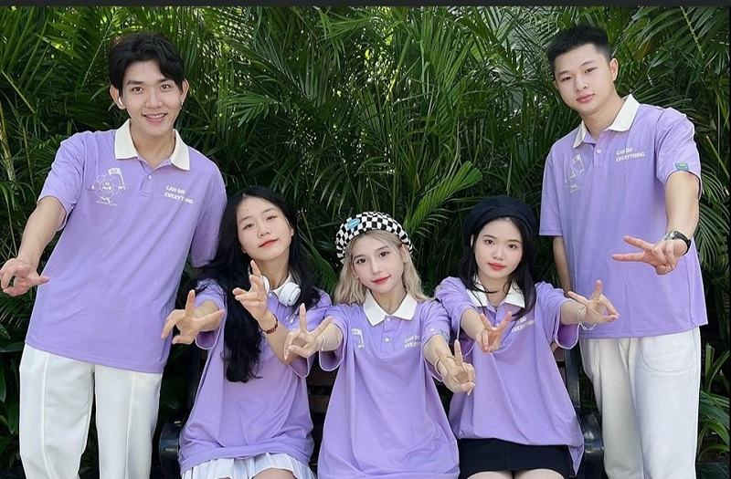 Top 4+ áo đồng phục lớp màu tím cực chất, cuốn hút