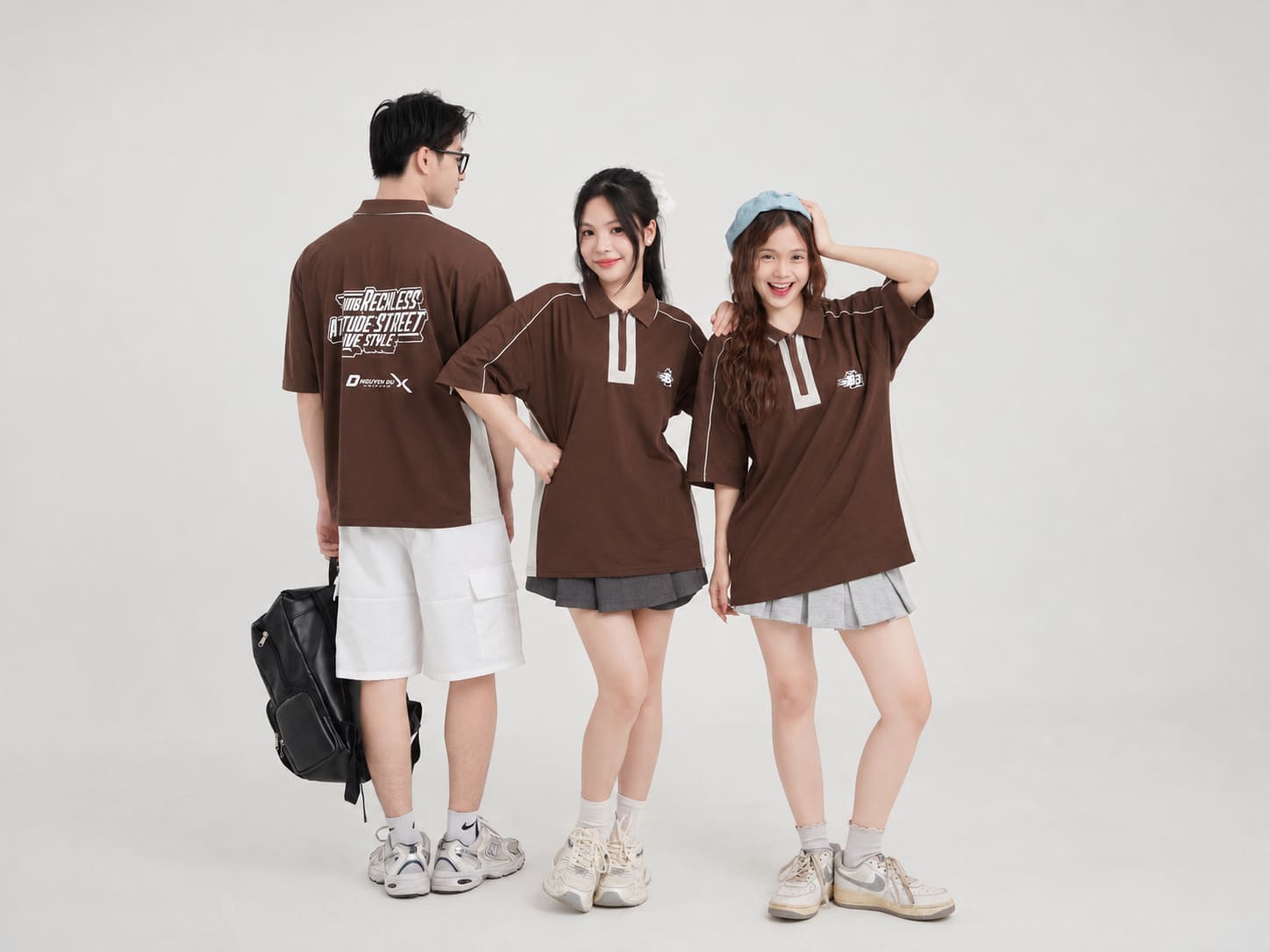 Áo lớp màu nâu phối với các chi tiết màu trắng mang đến phong cách vintage
