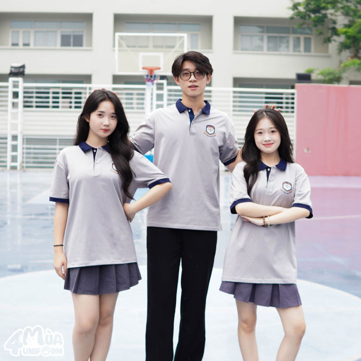 Mẫu áo lớp phối màu đơn sắc với nhiều sắc độ của cùng một gam màu